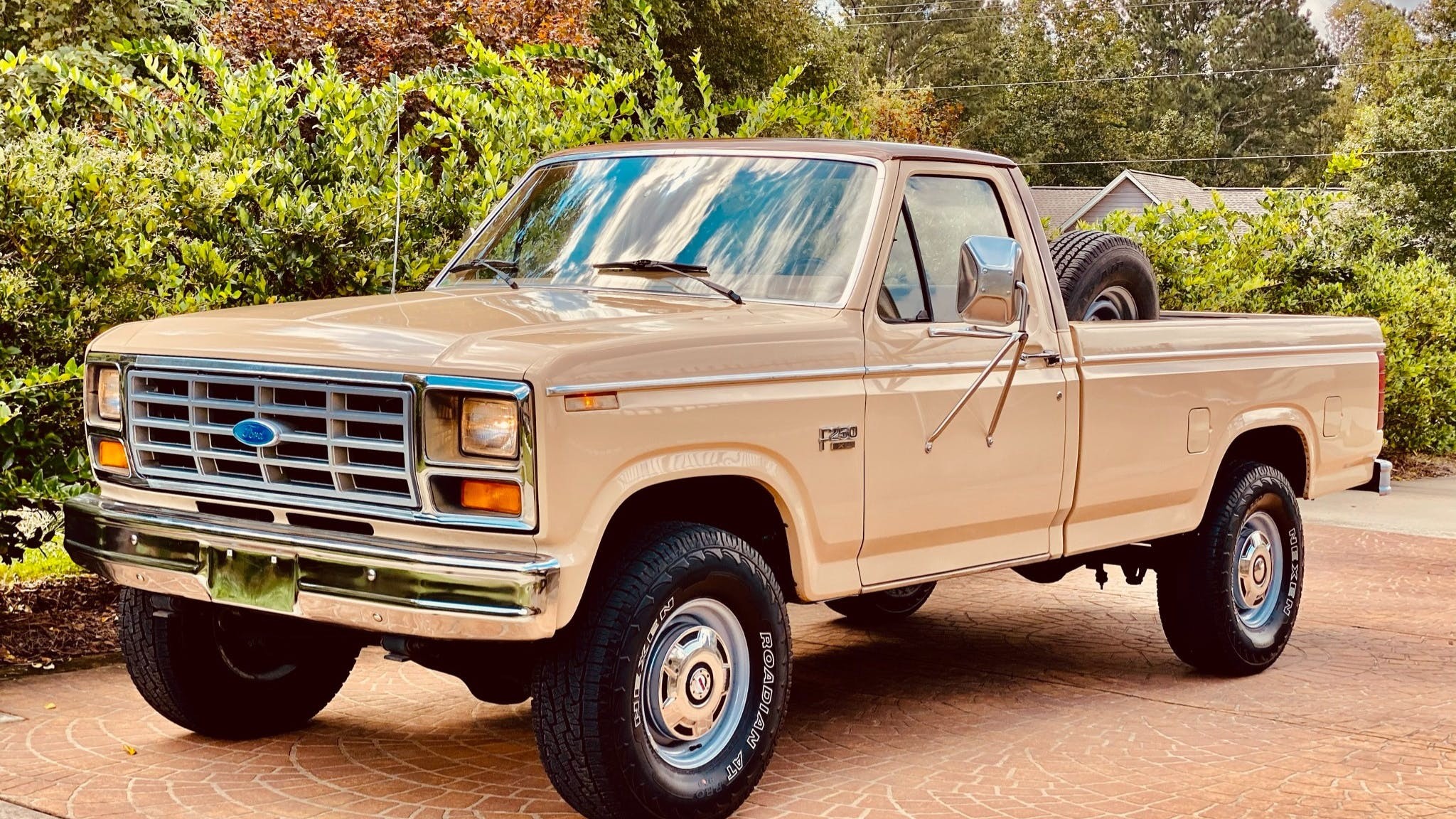 1983 FORD F-250