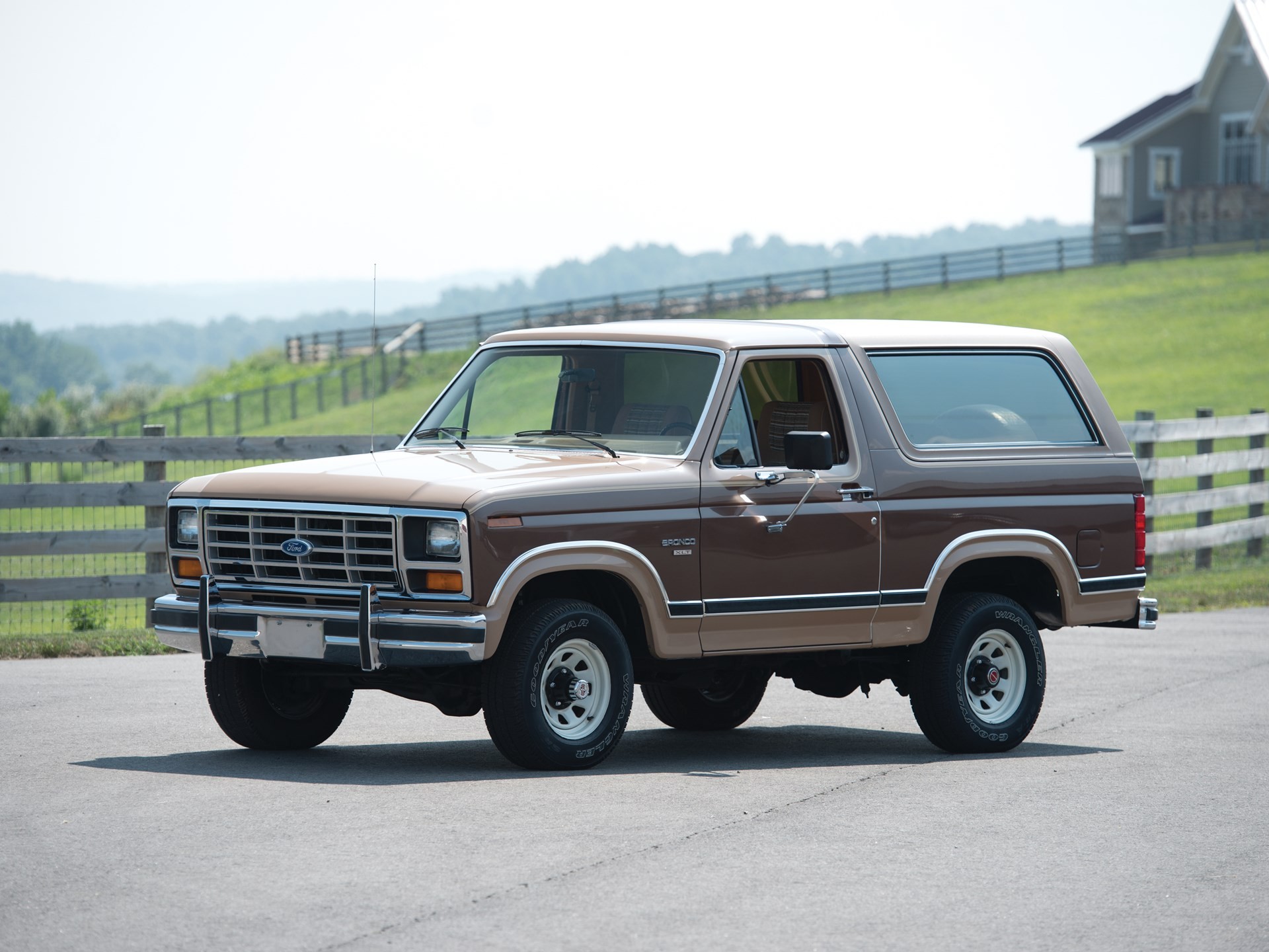 1984 FORD BRONCO