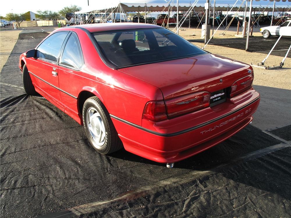 1992 FORD THUNDERBIRD