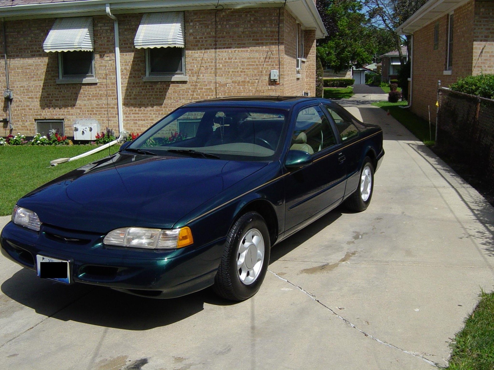 1994 FORD THUNDERBIRD