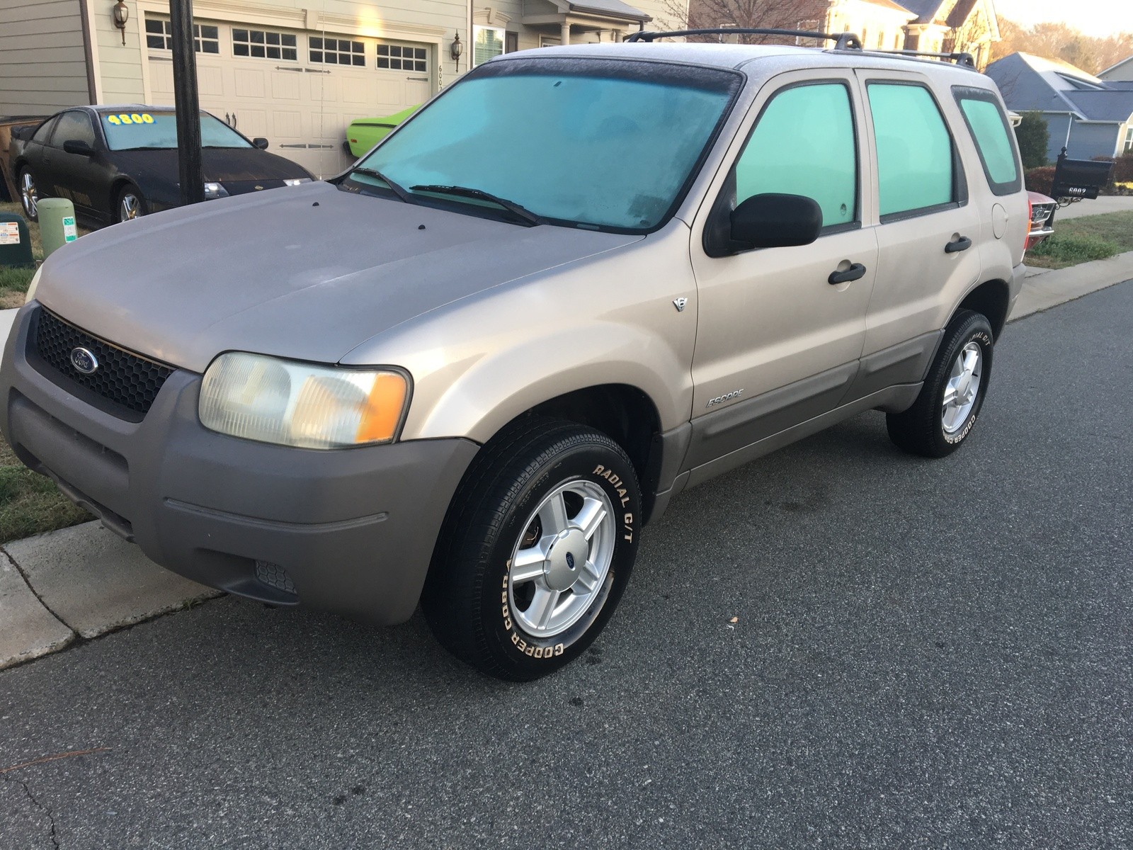 2001 FORD ESCAPE