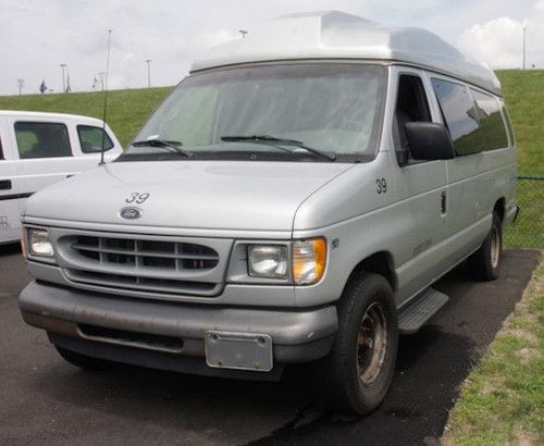 2002 FORD E-350