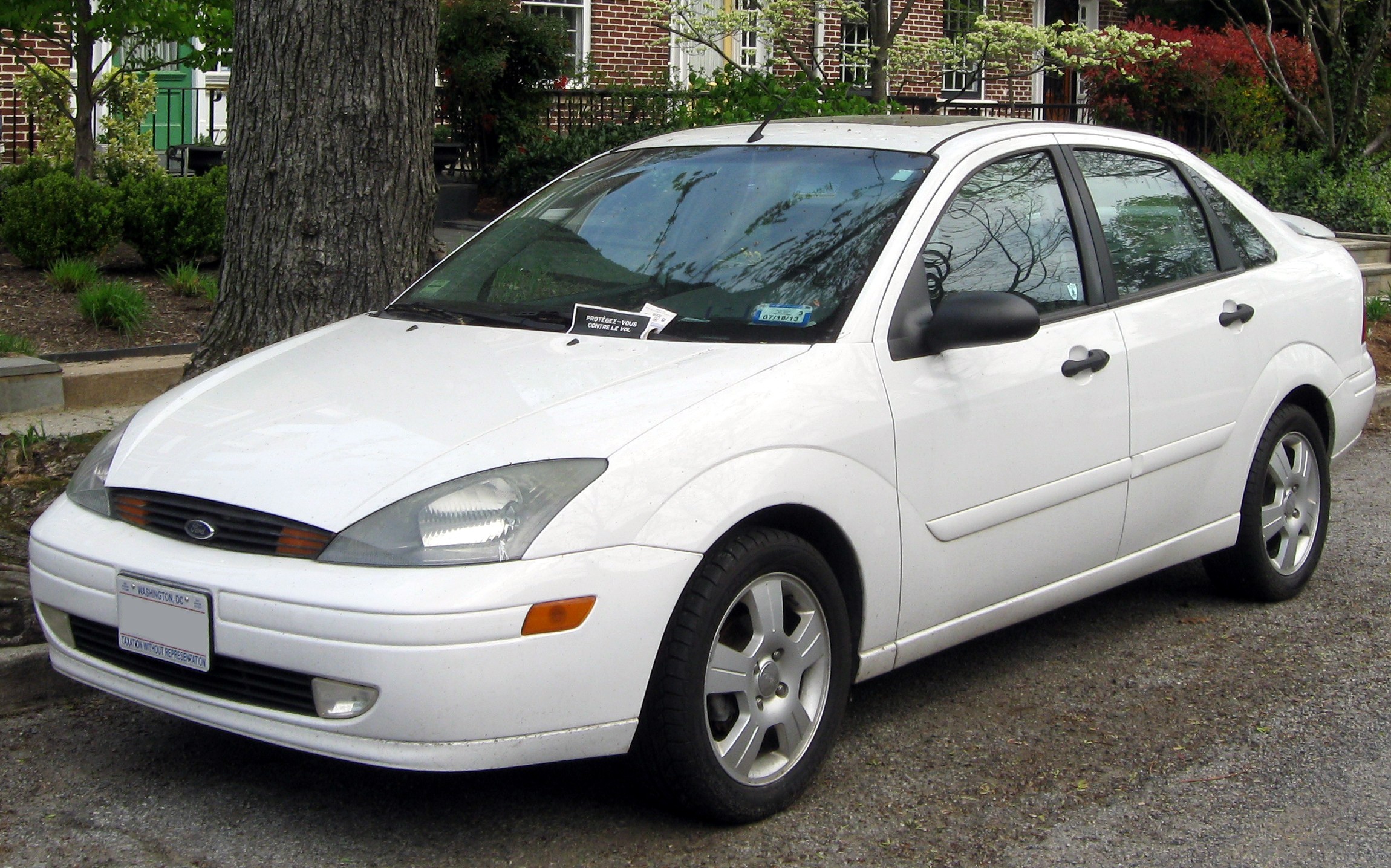 2004 FORD FOCUS