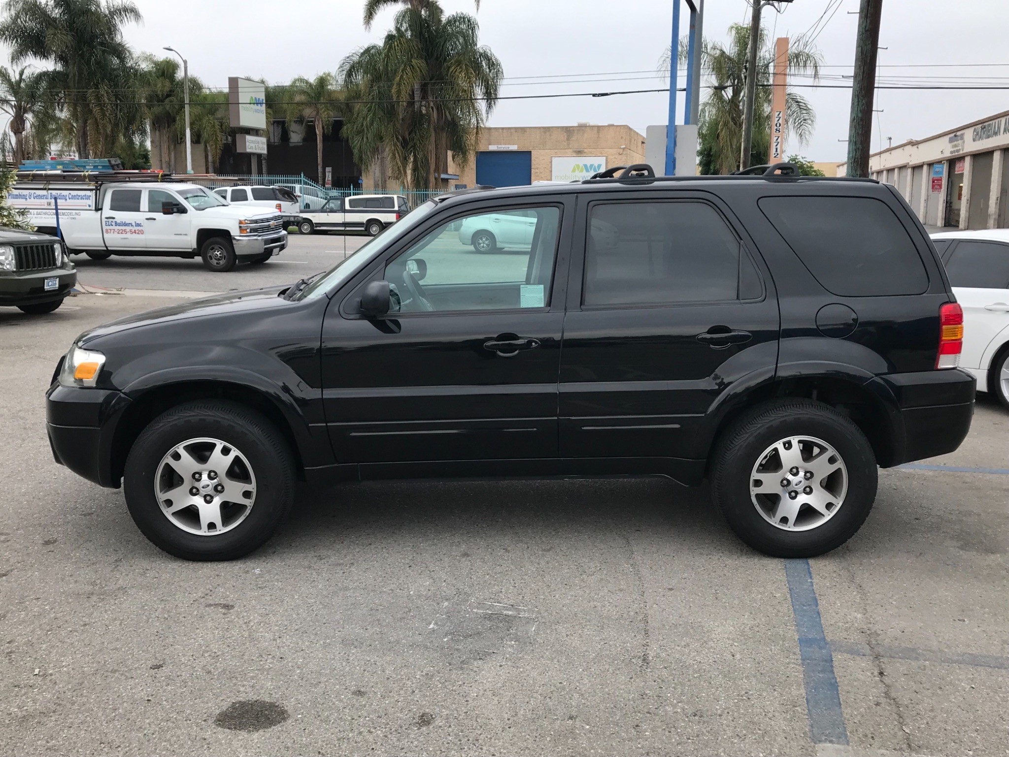 2005 FORD ESCAPE