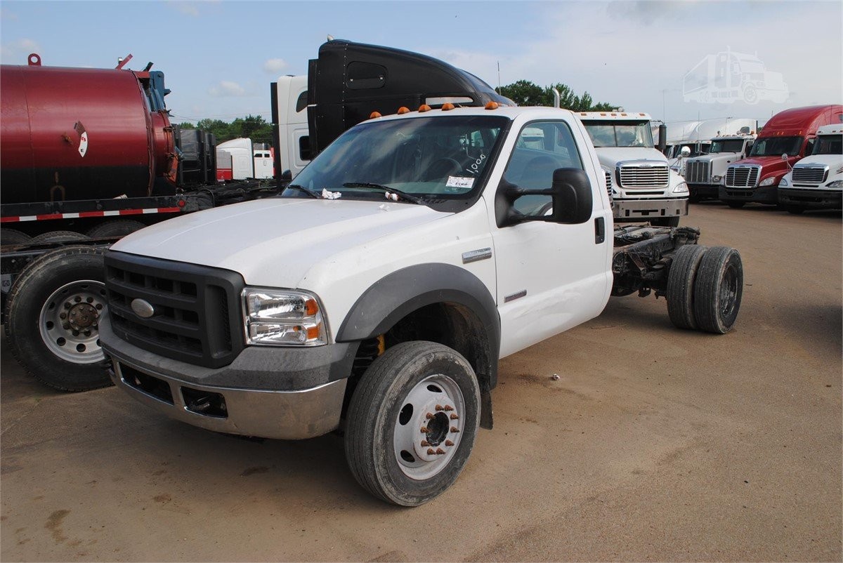 2005 FORD F-550