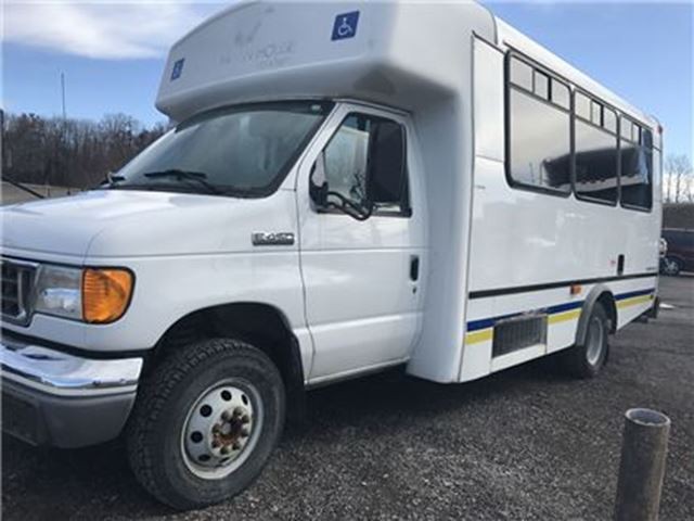 2006 FORD E-450