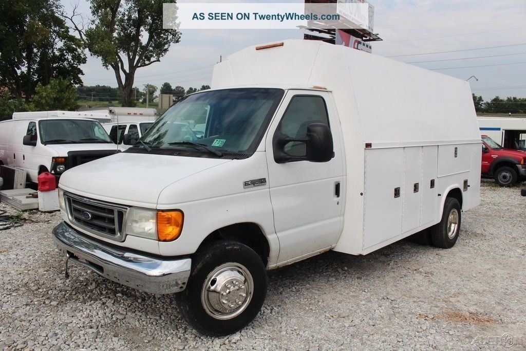 2007 FORD E-450