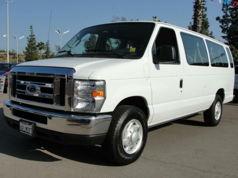 2008 FORD E-350