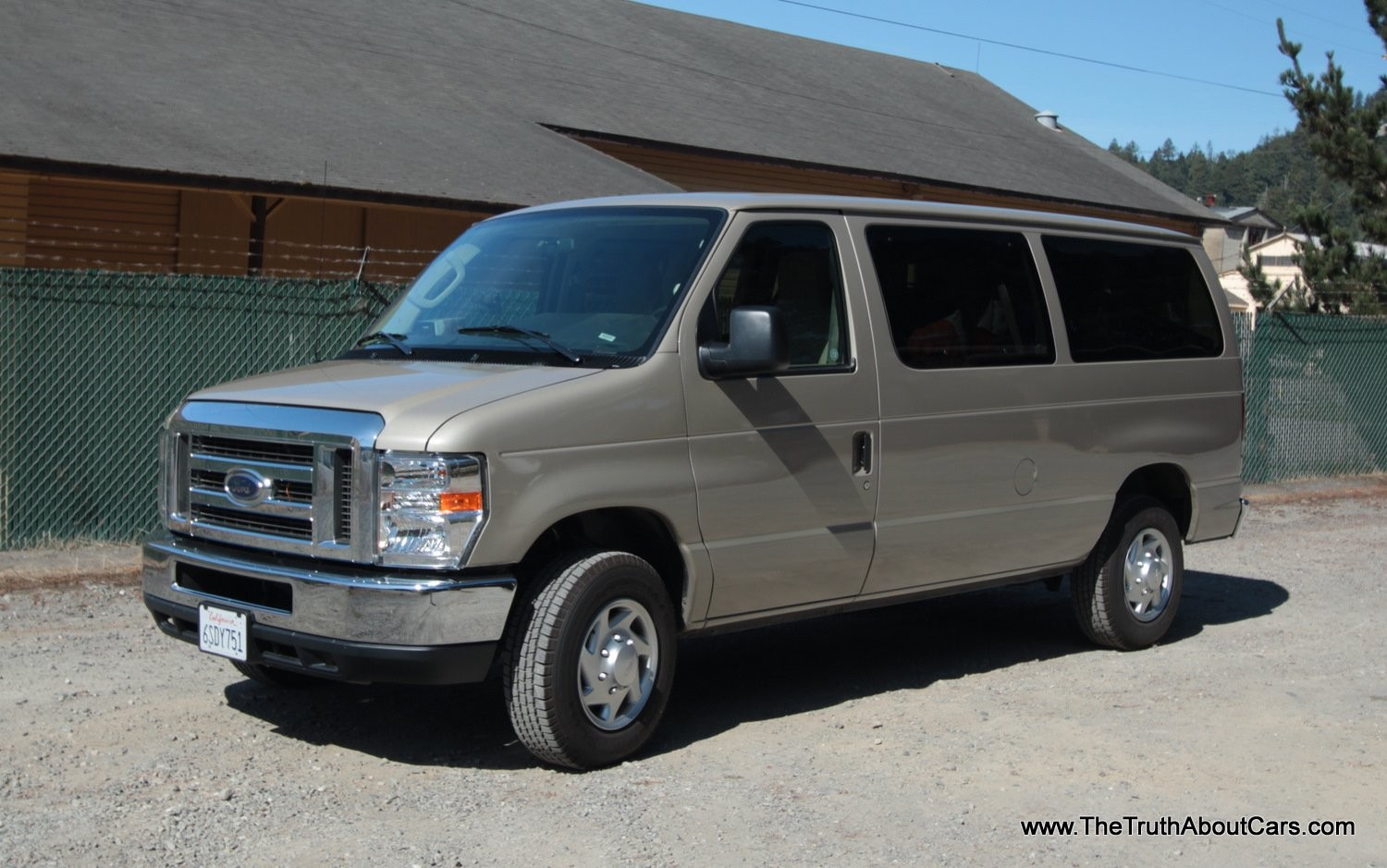 2012 FORD E-350