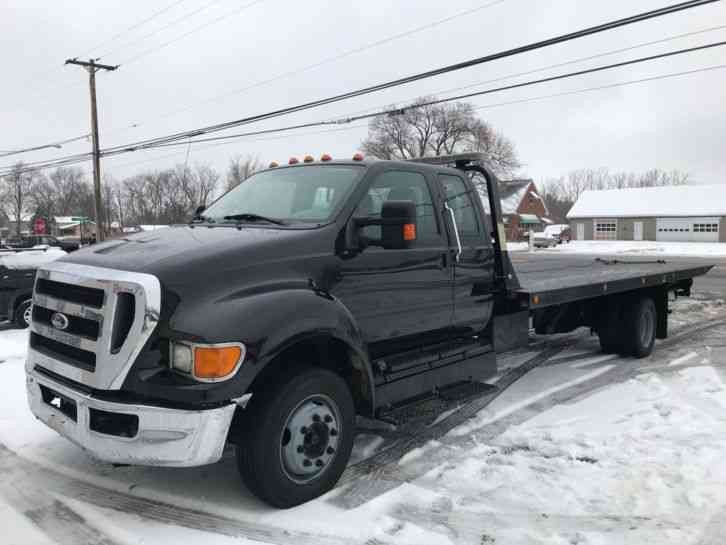 2012 FORD F-650
