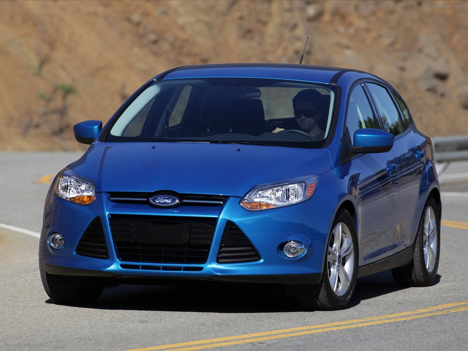 2012 FORD FOCUS