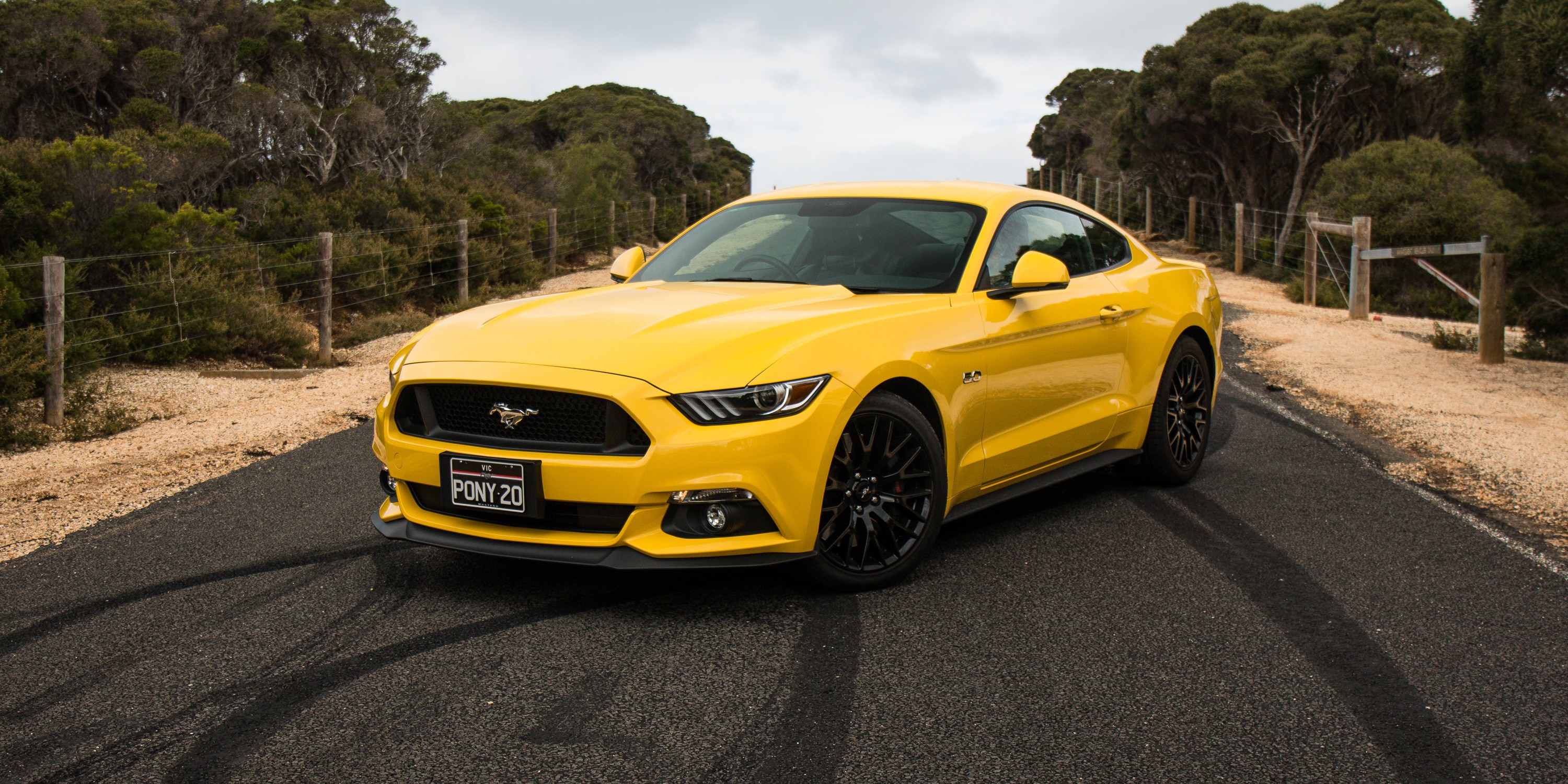 2017 FORD MUSTANG