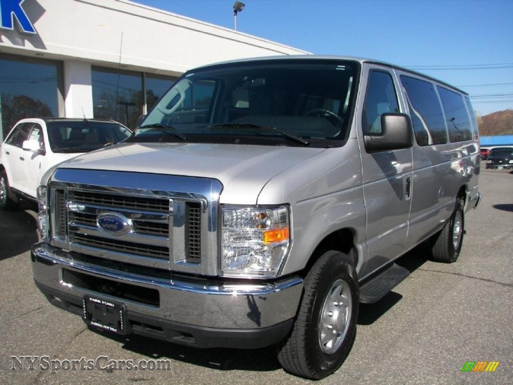 2018 FORD E-350