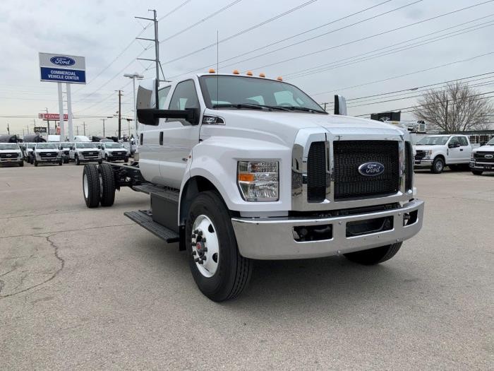 2021 FORD F-750