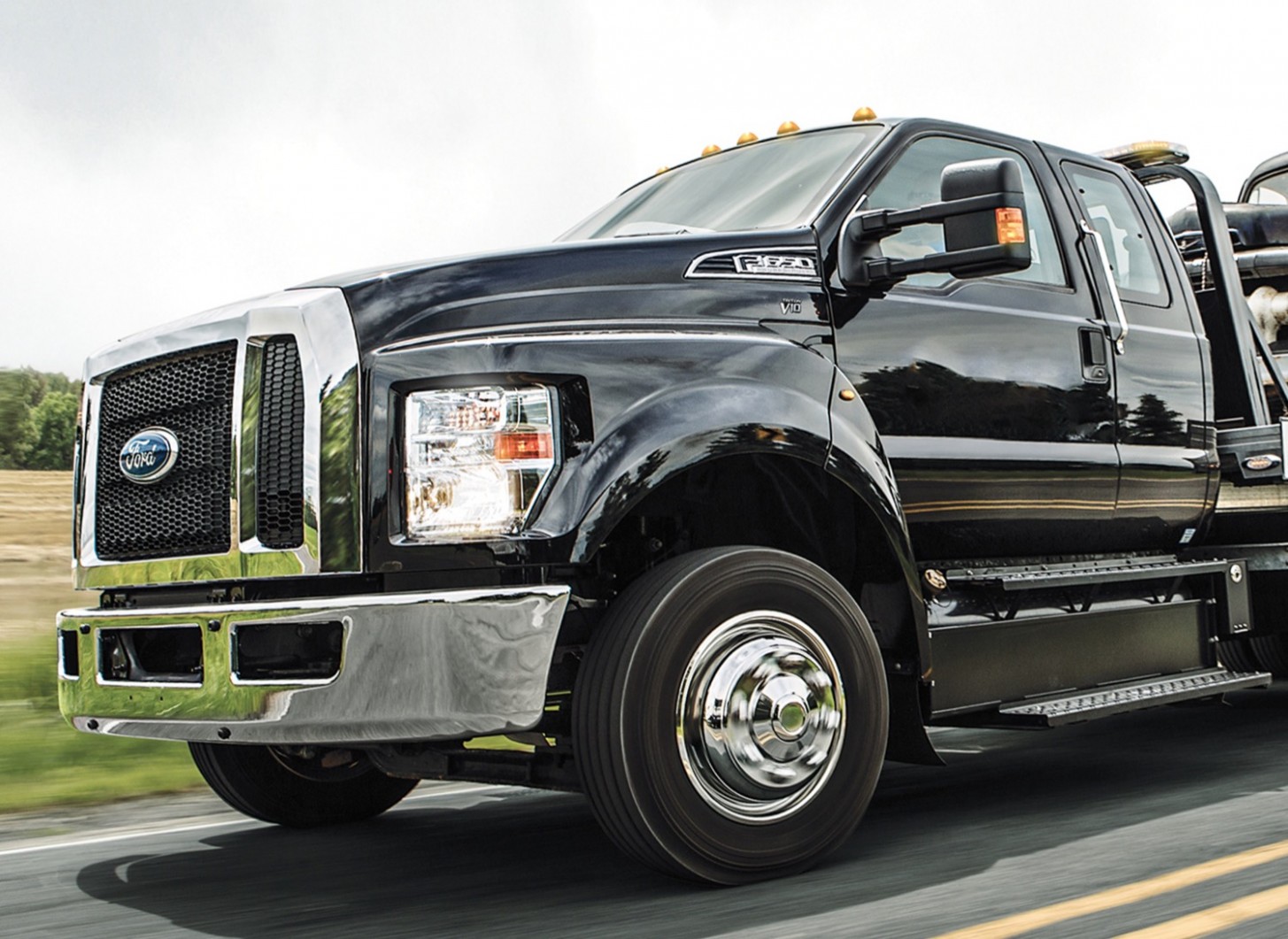 2022 FORD F-650
