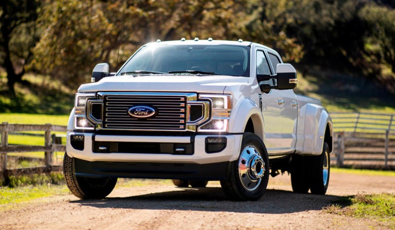 2024 FORD E-450